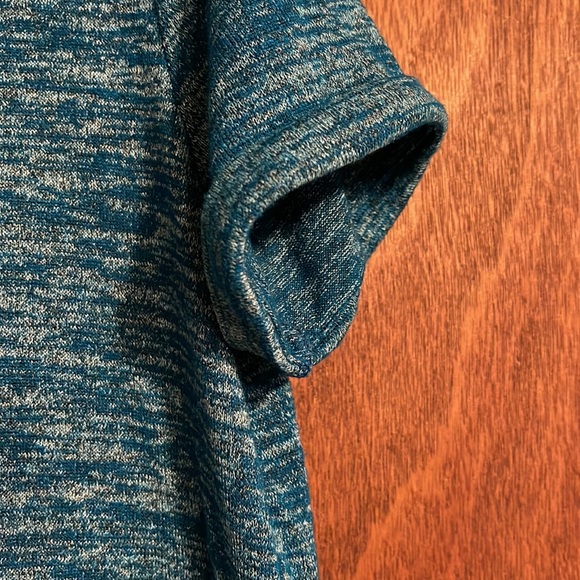 SS teal A.N.A. Light sweater. M. Silver stitching. Very pretty. Great condition - Picture 3 of 6